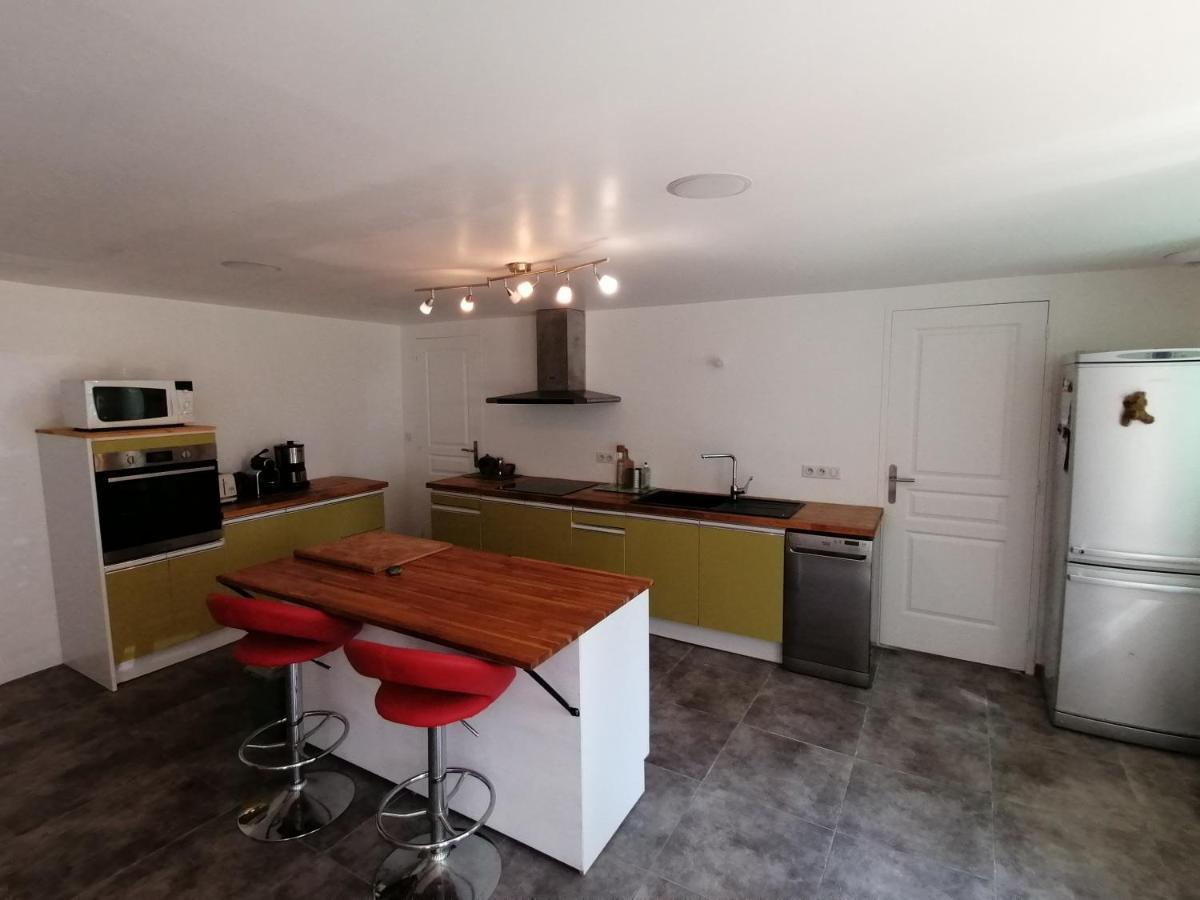 Maison Renovee En Pierres Sejour Spacieux Avec Jardin Et Terrasse Amenagee Pres Omaha Beach & Bayeux A 5Mn De La Mer Tous Commerces Commes Eksteriør billede