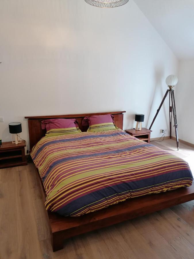 Maison Renovee En Pierres Sejour Spacieux Avec Jardin Et Terrasse Amenagee Pres Omaha Beach & Bayeux A 5Mn De La Mer Tous Commerces Commes Eksteriør billede