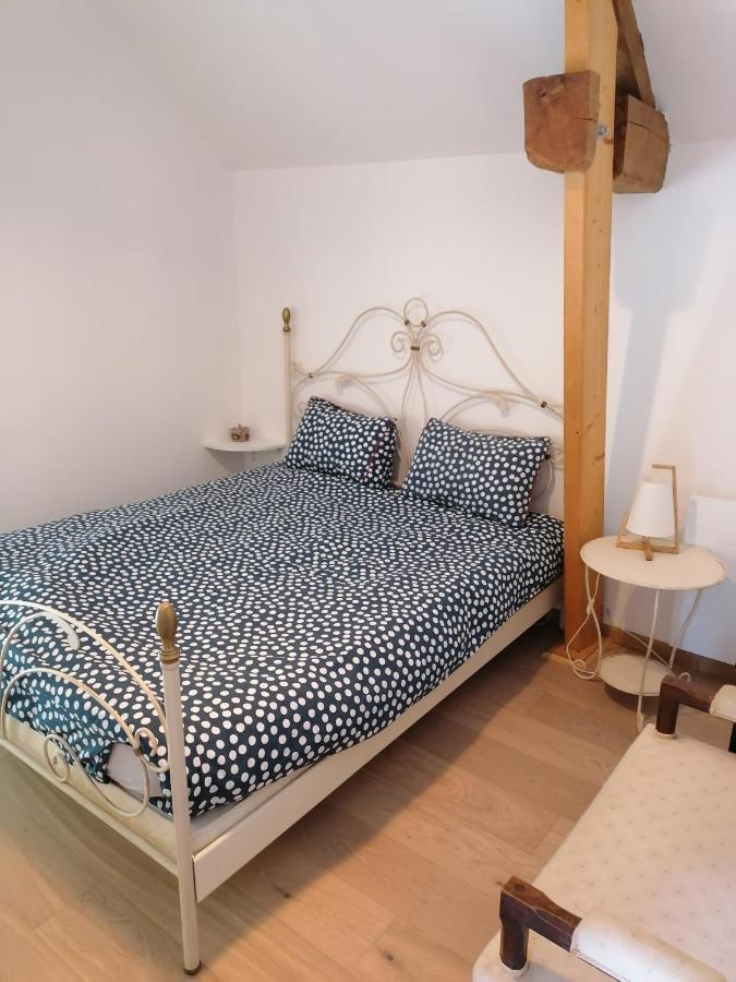 Maison Renovee En Pierres Sejour Spacieux Avec Jardin Et Terrasse Amenagee Pres Omaha Beach & Bayeux A 5Mn De La Mer Tous Commerces Commes Eksteriør billede