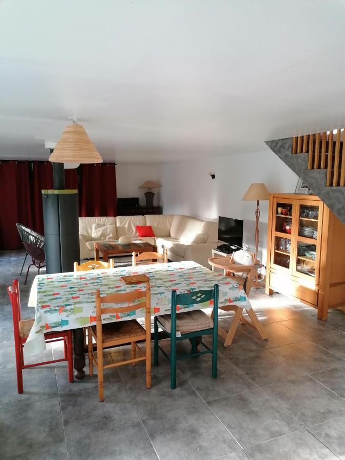 Maison Renovee En Pierres Sejour Spacieux Avec Jardin Et Terrasse Amenagee Pres Omaha Beach & Bayeux A 5Mn De La Mer Tous Commerces Commes Eksteriør billede