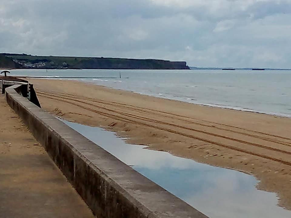 Maison Renovee En Pierres Sejour Spacieux Avec Jardin Et Terrasse Amenagee Pres Omaha Beach & Bayeux A 5Mn De La Mer Tous Commerces Commes Eksteriør billede